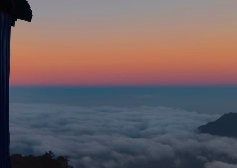 above the Cloud 
