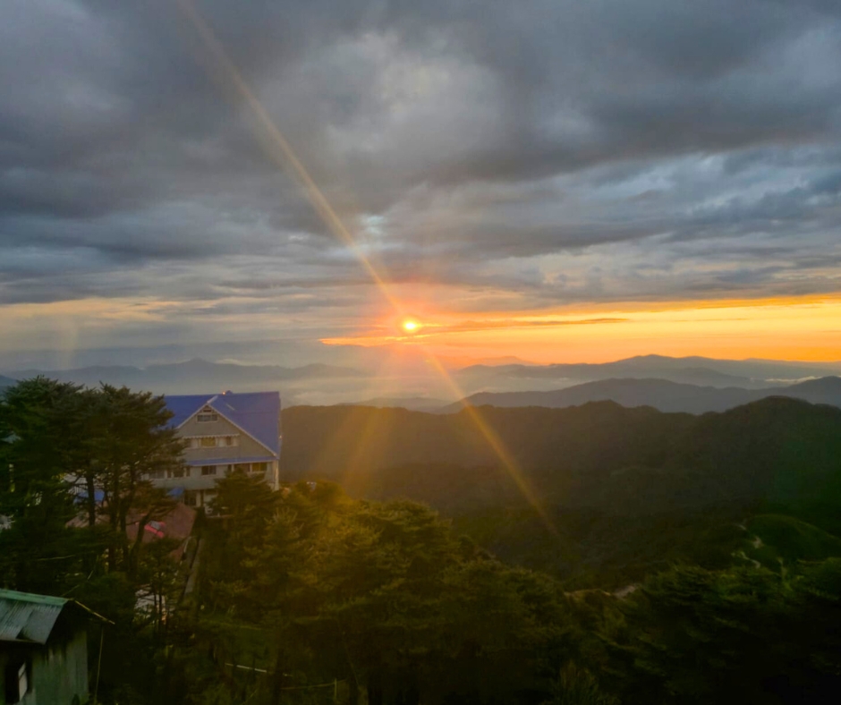 Sunset time from sandakphu top