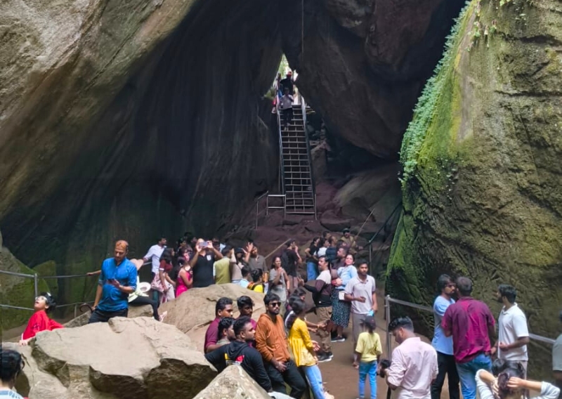 Edakkal caves