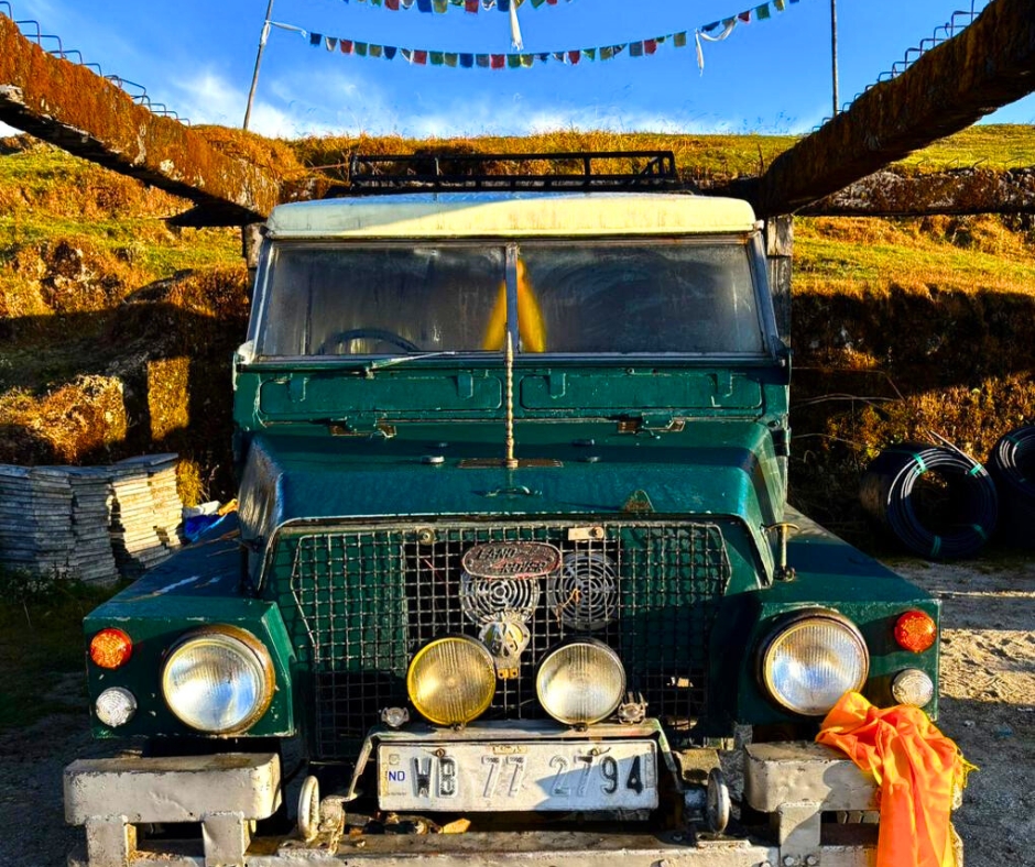 The vintage Landrover 